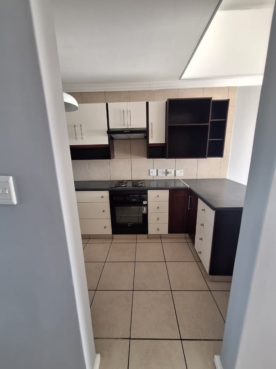 To Let 2 Bedroom Property for Rent in Da Nova Western Cape